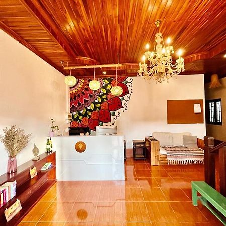 La Casa Hostel Λουάνγκ Πραμπάνγκ Εξωτερικό φωτογραφία
