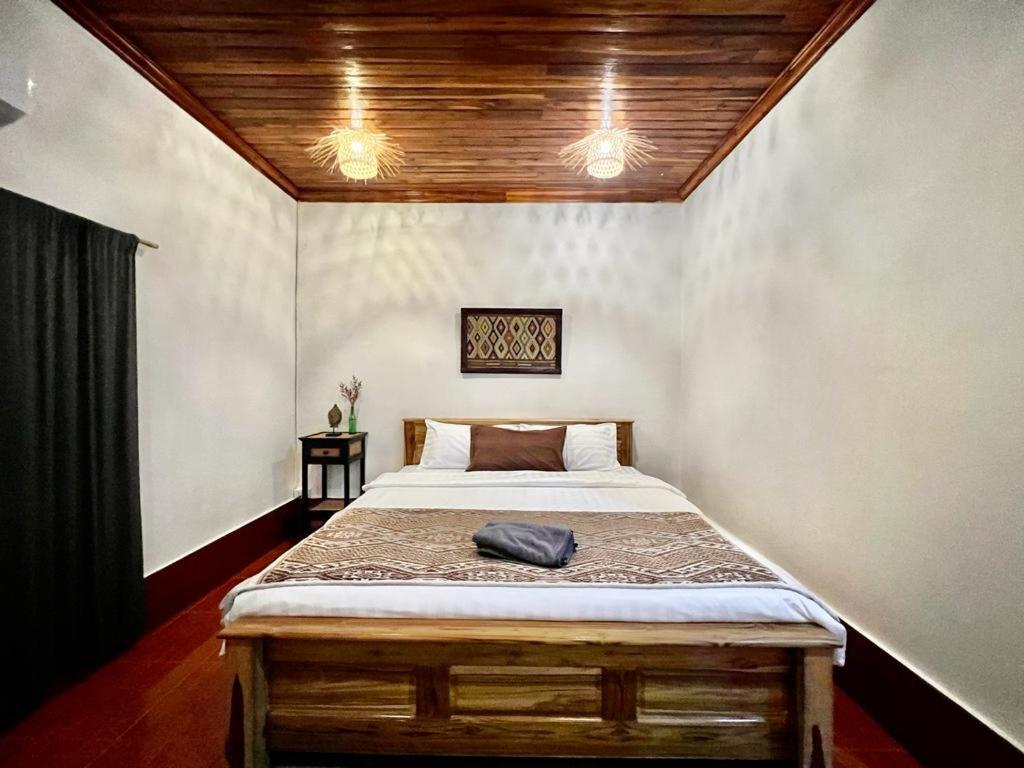 La Casa Hostel Λουάνγκ Πραμπάνγκ Εξωτερικό φωτογραφία