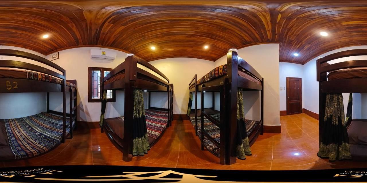 La Casa Hostel Λουάνγκ Πραμπάνγκ Εξωτερικό φωτογραφία