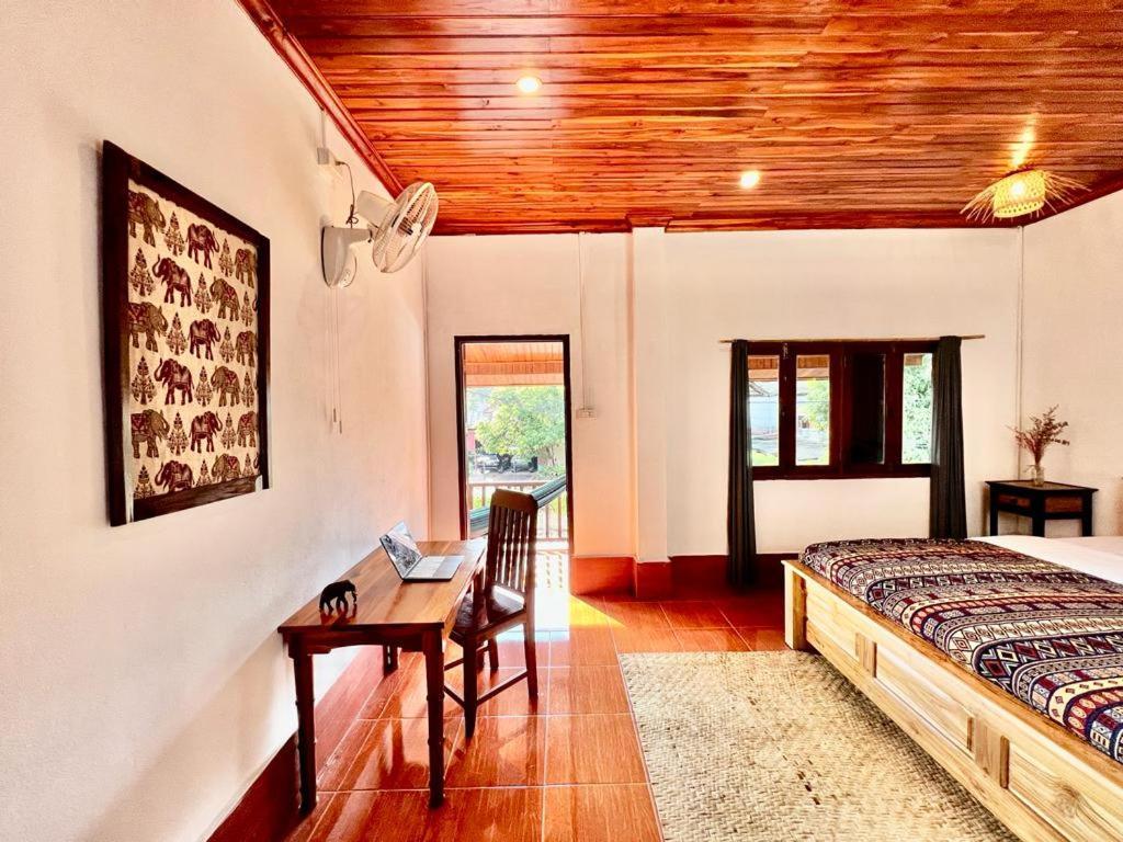 La Casa Hostel Λουάνγκ Πραμπάνγκ Εξωτερικό φωτογραφία